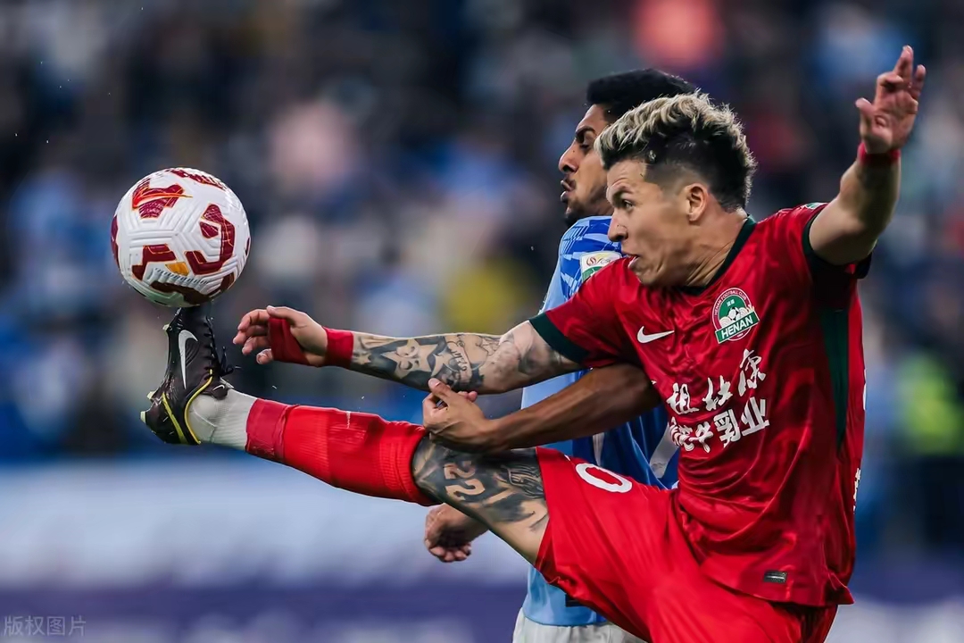 包含惊险一战，球队最终险胜对手的词条