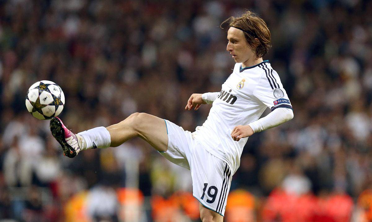 开云下载-包含格拉纳达战平劲旅，保持不败的词条