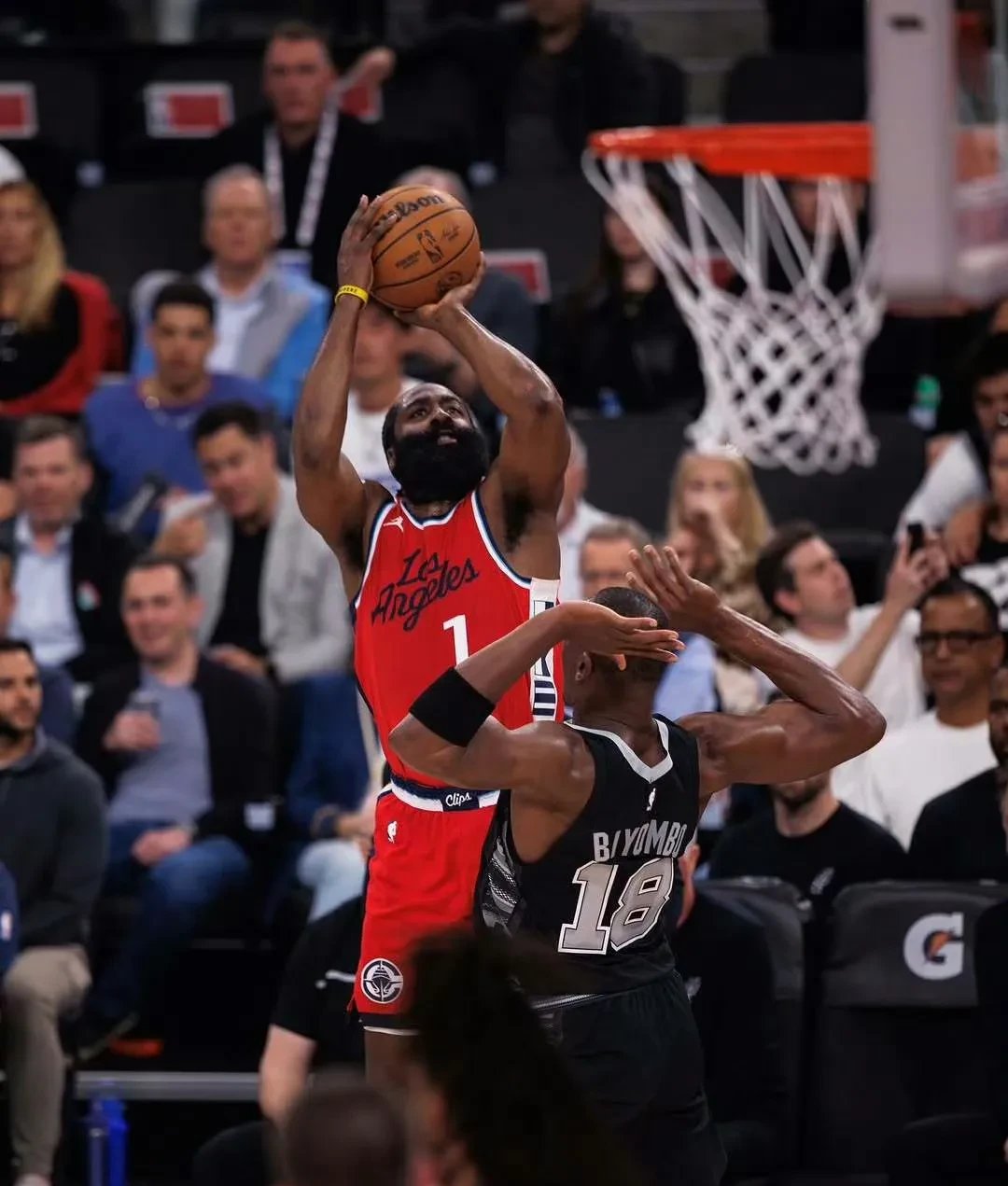 开云体育平台APP-马刺横扫快船，锡安状态火热的简单介绍