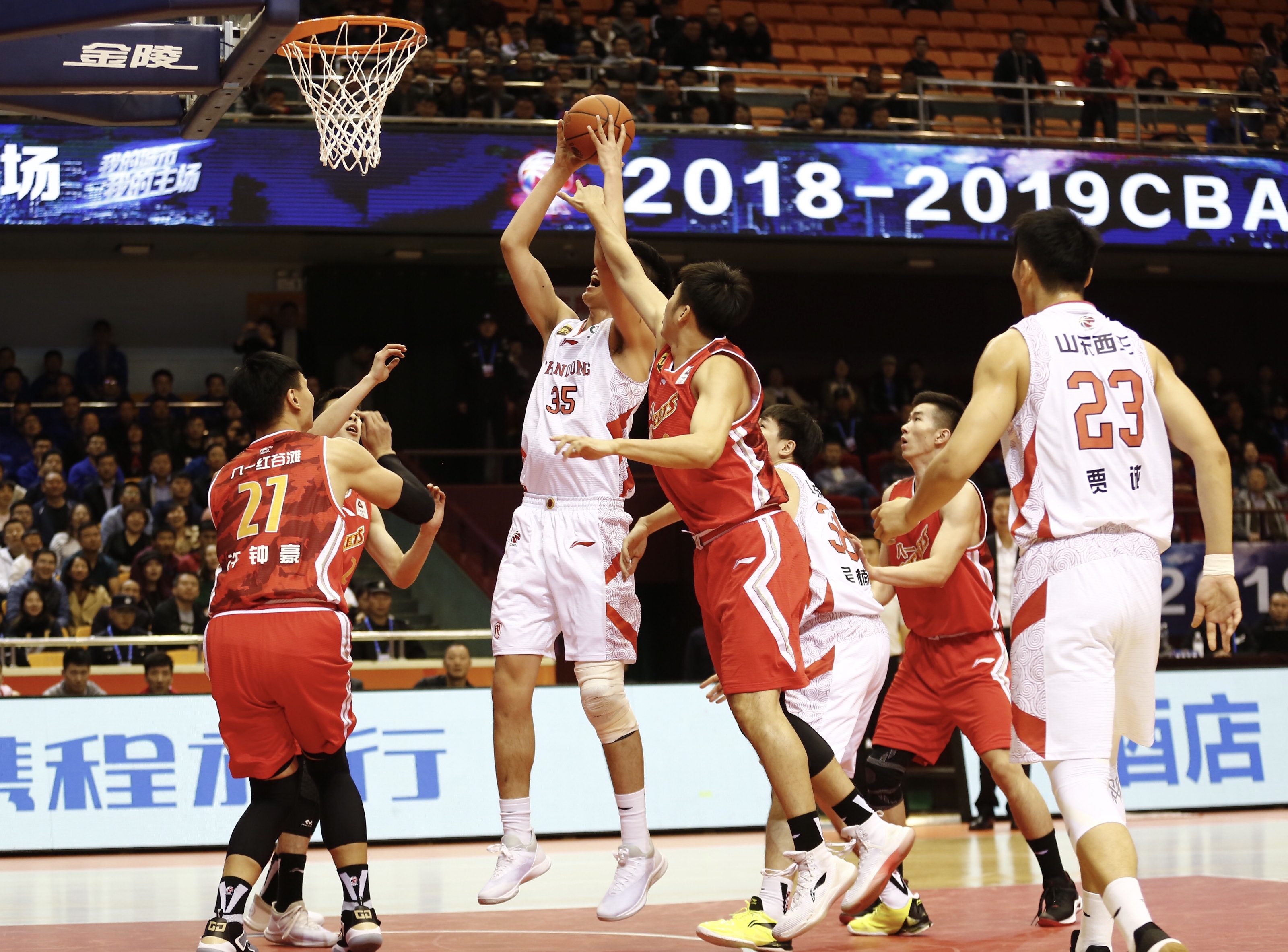 开云官网-新疆队逆转尼克斯，陶汉林刷新纪录的简单介绍