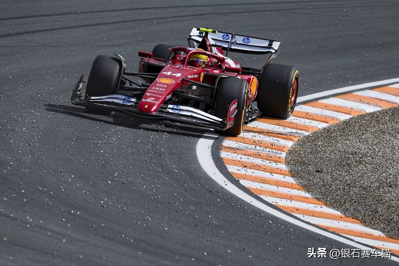 包含阿斯顿马丁险胜索伯车队，勒克莱尔状态火热的词条