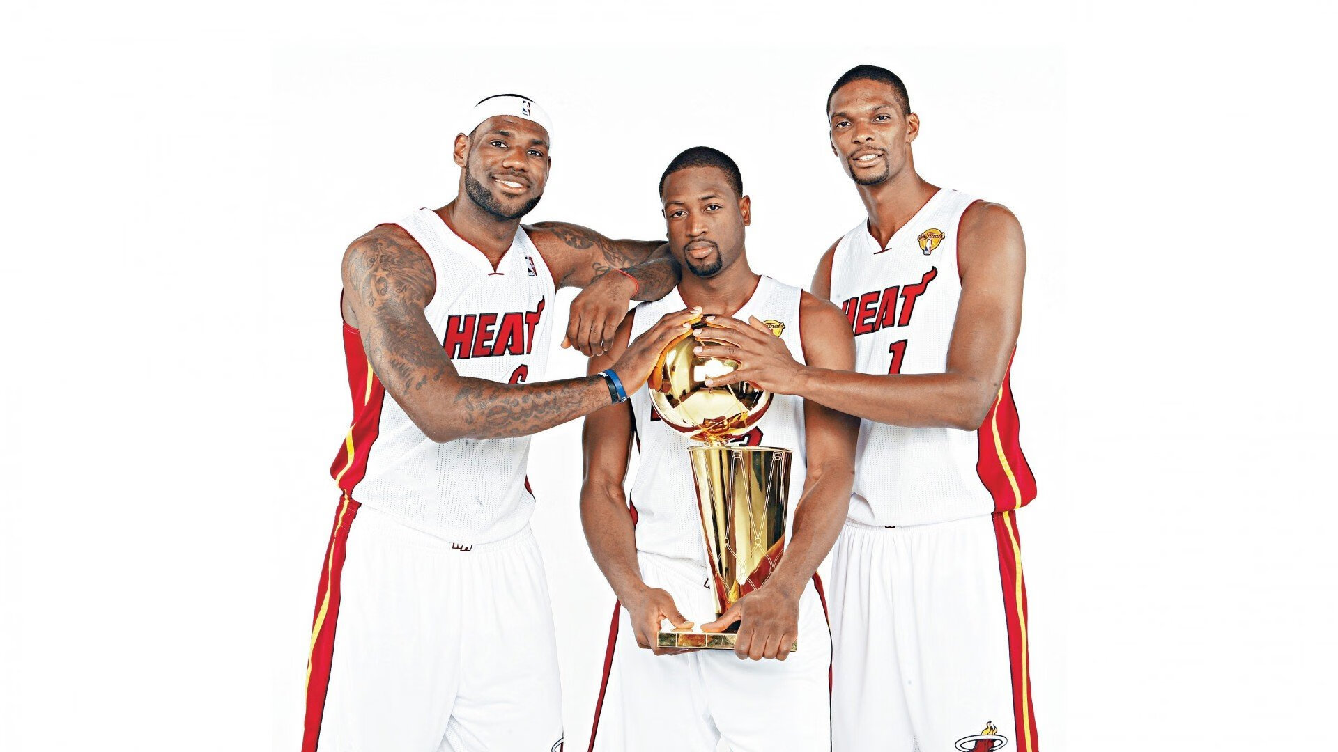 双线战场，老鹰展翅击溃浙江，拉文世界杯接管比赛—跨越太平洋的统治力