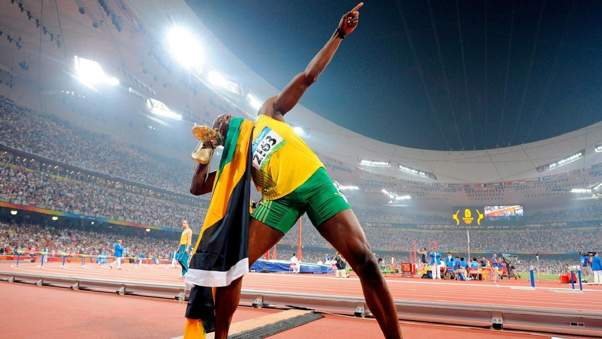 当桑巴遇见彩虹,萨拉赫在F1赛道的跨界争冠启示录