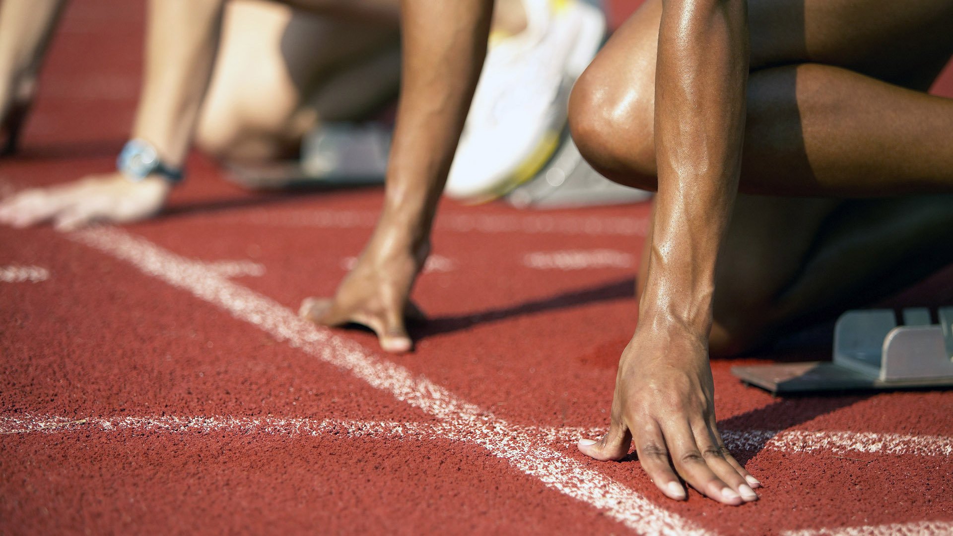 从毕尔巴鄂到F1街道赛，当掀翻成为新常态，马丁内利如何接管比赛